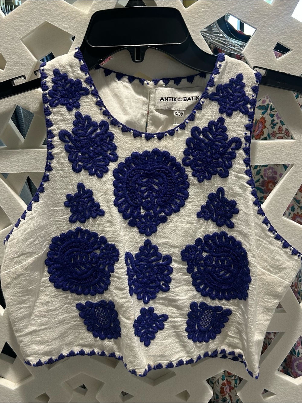 NEW WITH TAGS Antik Batik White Top with Cobalt Blue Embroidery